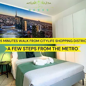 Appartement Elegant Citylife Apartment- Metro Access - Double, Milan