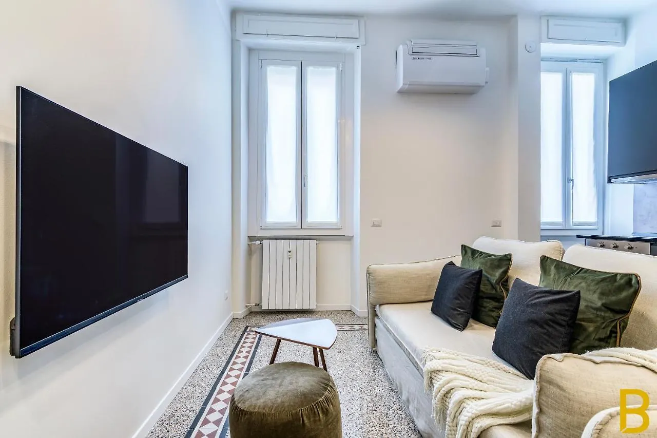 Beplace Apartments In Fiera Milano 0*,