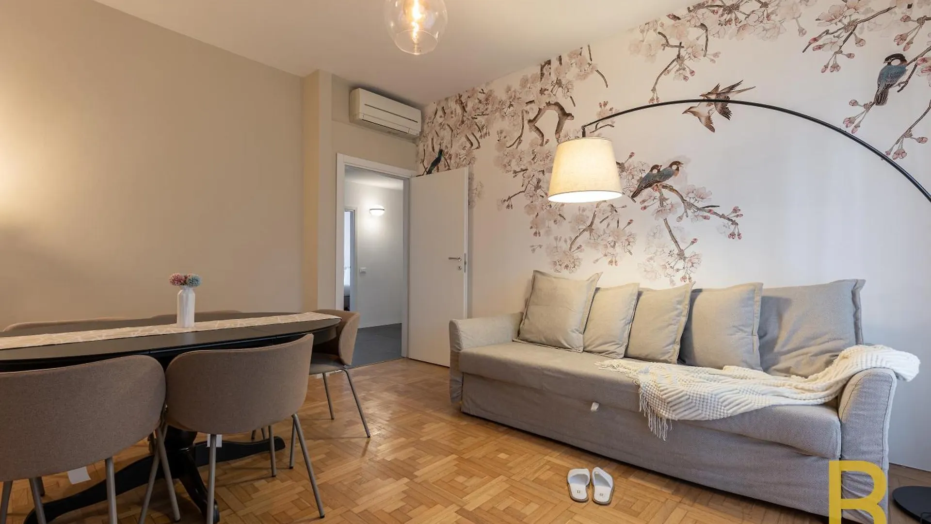 Beplace Apartments In Fiera Milano Italia
